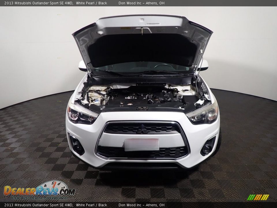 2013 Mitsubishi Outlander Sport SE 4WD White Pearl / Black Photo #6