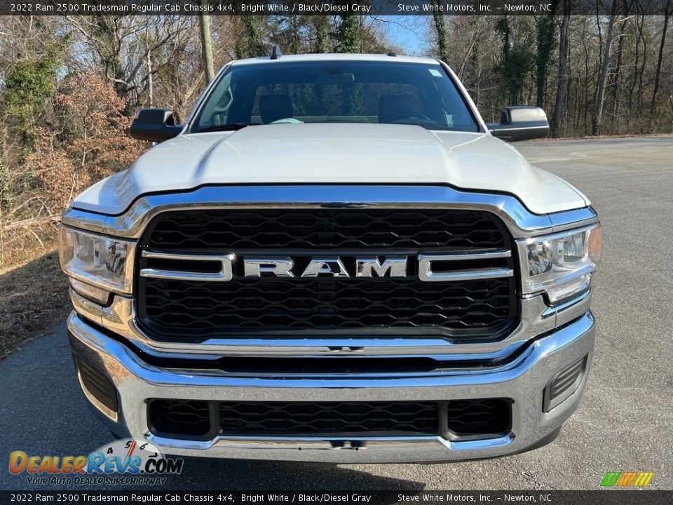 2022 Ram 2500 Tradesman Regular Cab Chassis 4x4 Bright White / Black/Diesel Gray Photo #3