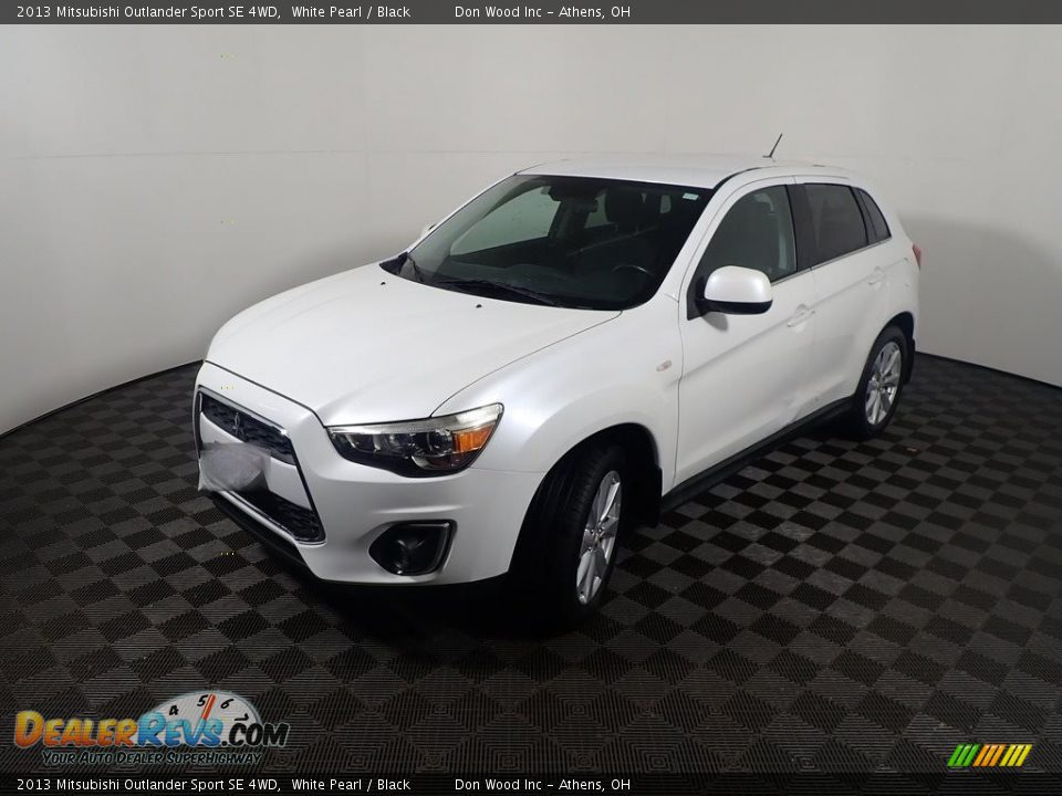 2013 Mitsubishi Outlander Sport SE 4WD White Pearl / Black Photo #9