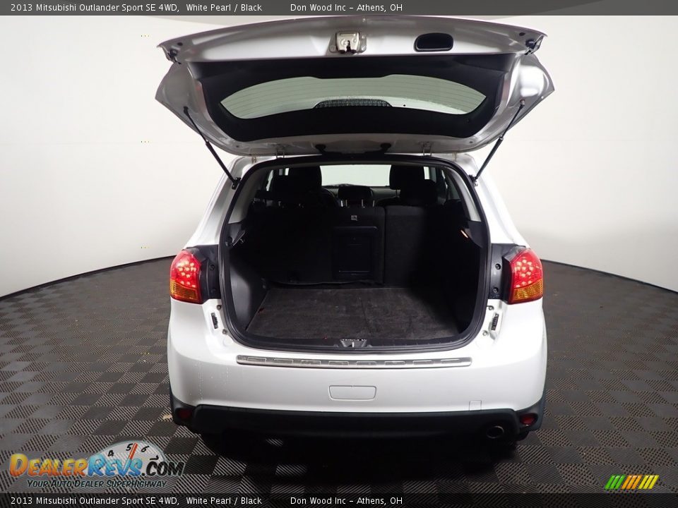 2013 Mitsubishi Outlander Sport SE 4WD White Pearl / Black Photo #14