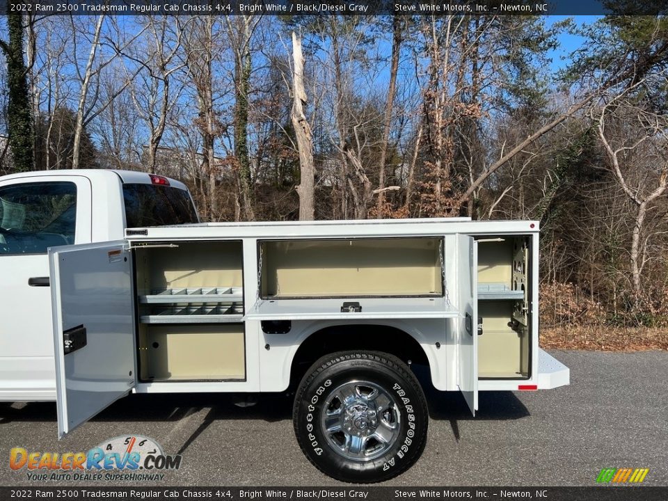 2022 Ram 2500 Tradesman Regular Cab Chassis 4x4 Bright White / Black/Diesel Gray Photo #11