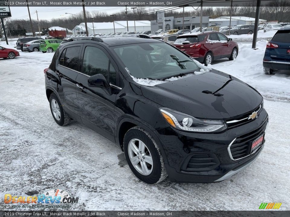 2019 Chevrolet Trax LT Mosaic Black Metallic / Jet Black Photo #5