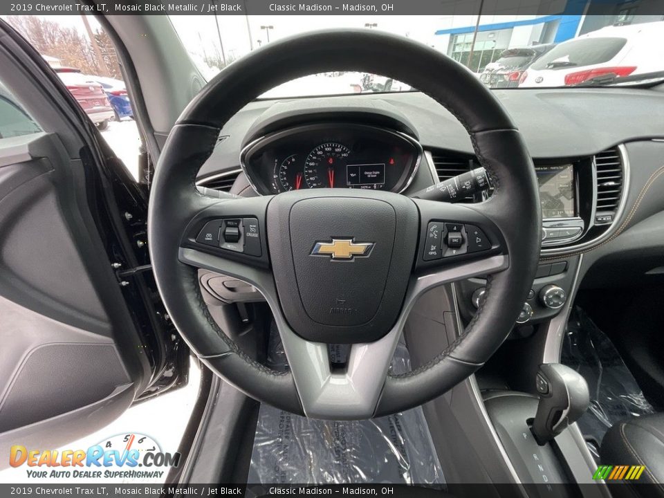 2019 Chevrolet Trax LT Mosaic Black Metallic / Jet Black Photo #10