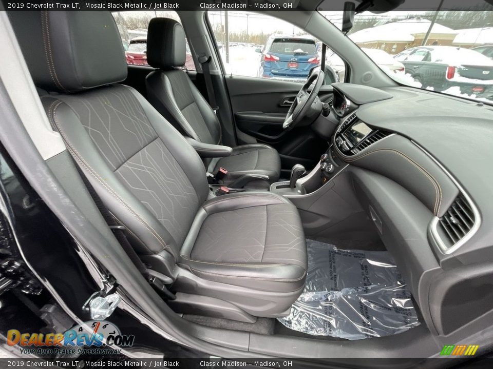 2019 Chevrolet Trax LT Mosaic Black Metallic / Jet Black Photo #19