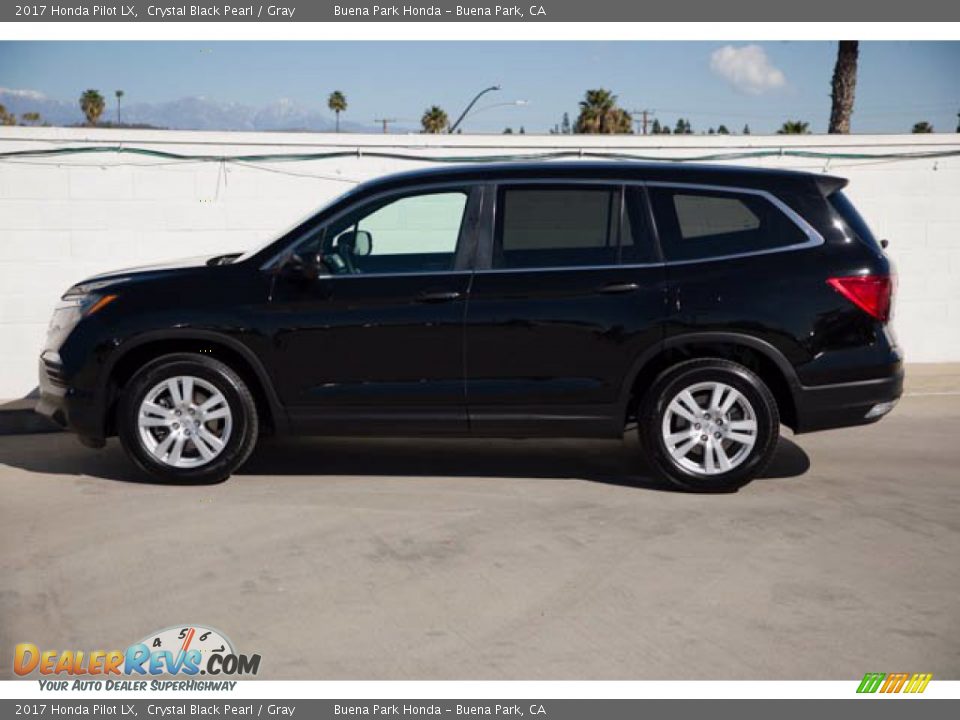 2017 Honda Pilot LX Crystal Black Pearl / Gray Photo #8