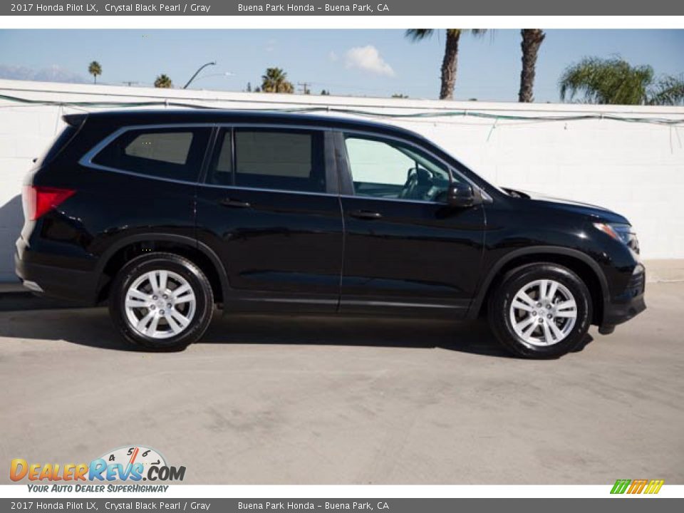 2017 Honda Pilot LX Crystal Black Pearl / Gray Photo #28