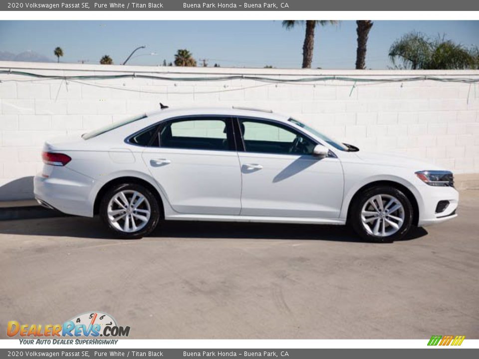 Pure White 2020 Volkswagen Passat SE Photo #14