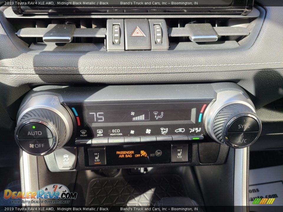 2019 Toyota RAV4 XLE AWD Midnight Black Metallic / Black Photo #28
