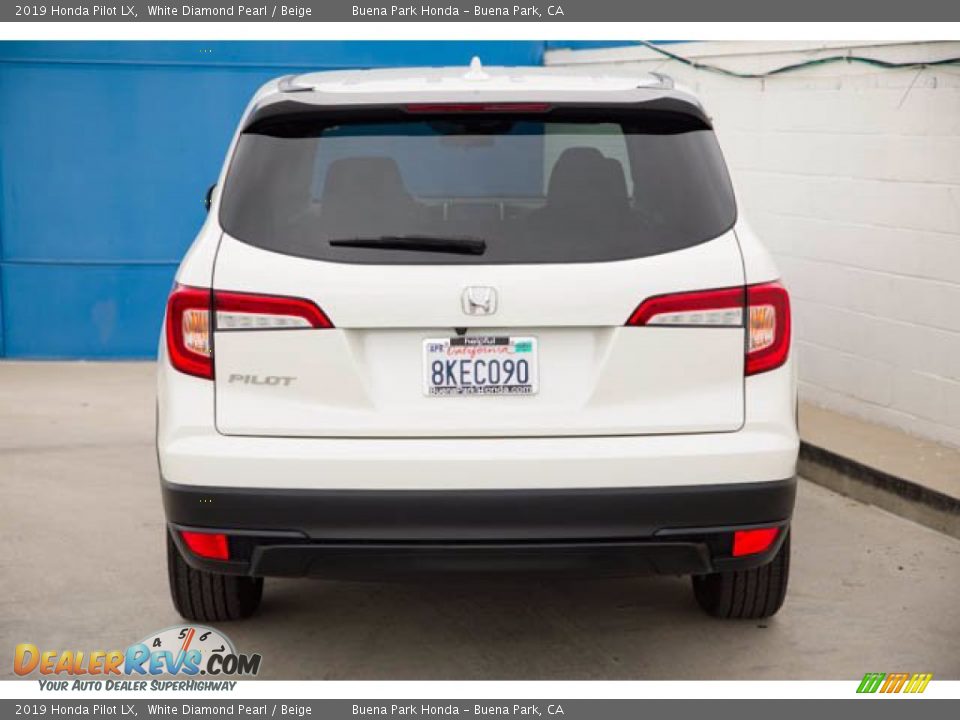 2019 Honda Pilot LX White Diamond Pearl / Beige Photo #9