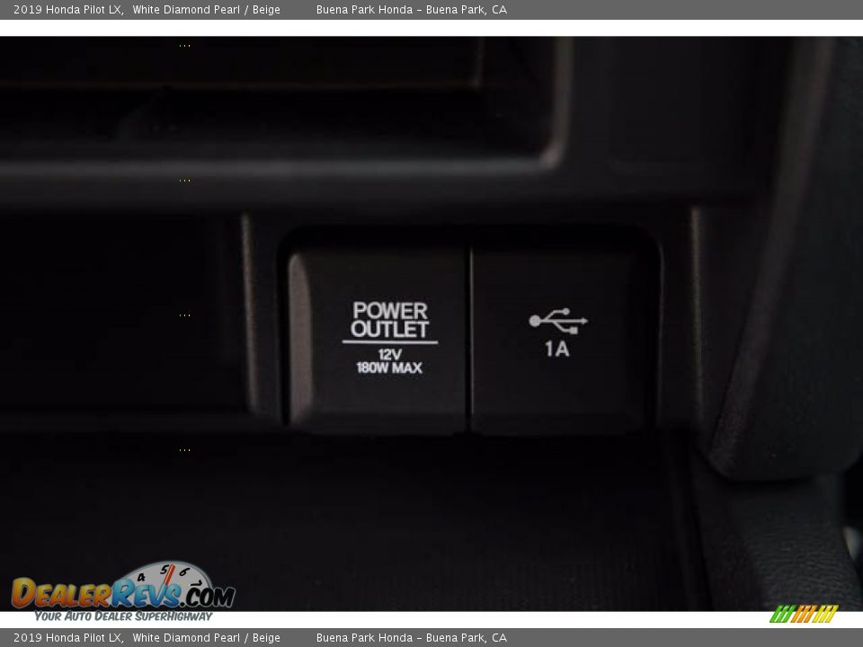 2019 Honda Pilot LX White Diamond Pearl / Beige Photo #16