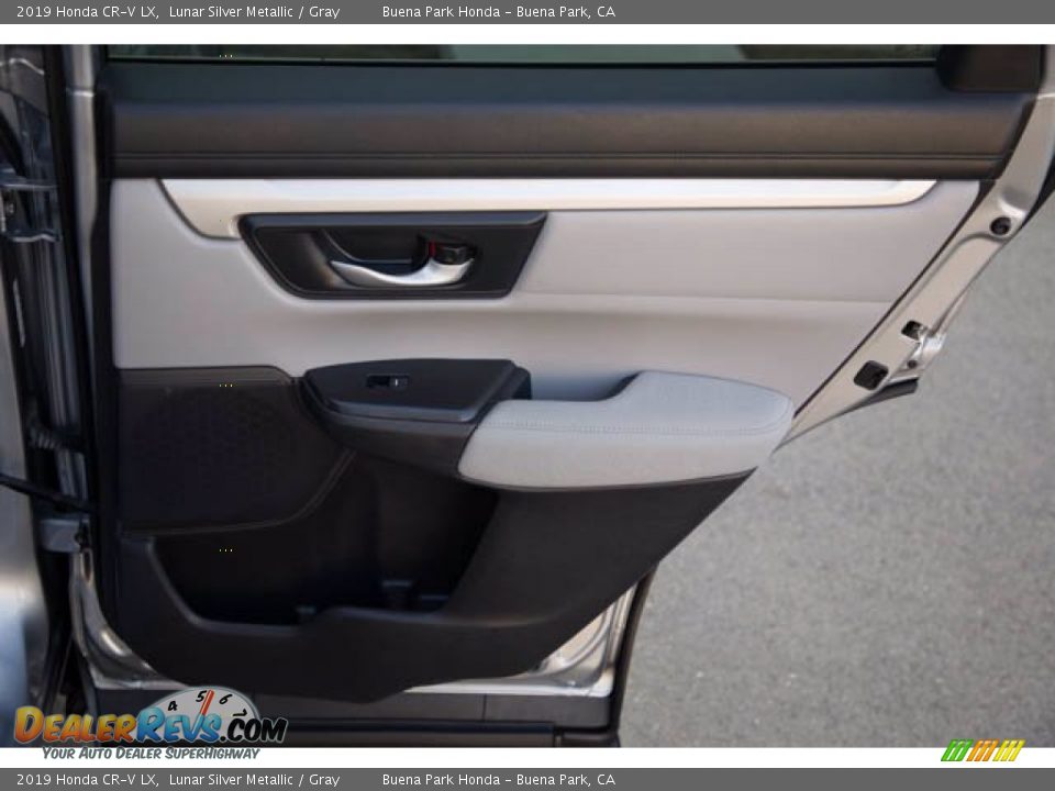 2019 Honda CR-V LX Lunar Silver Metallic / Gray Photo #31