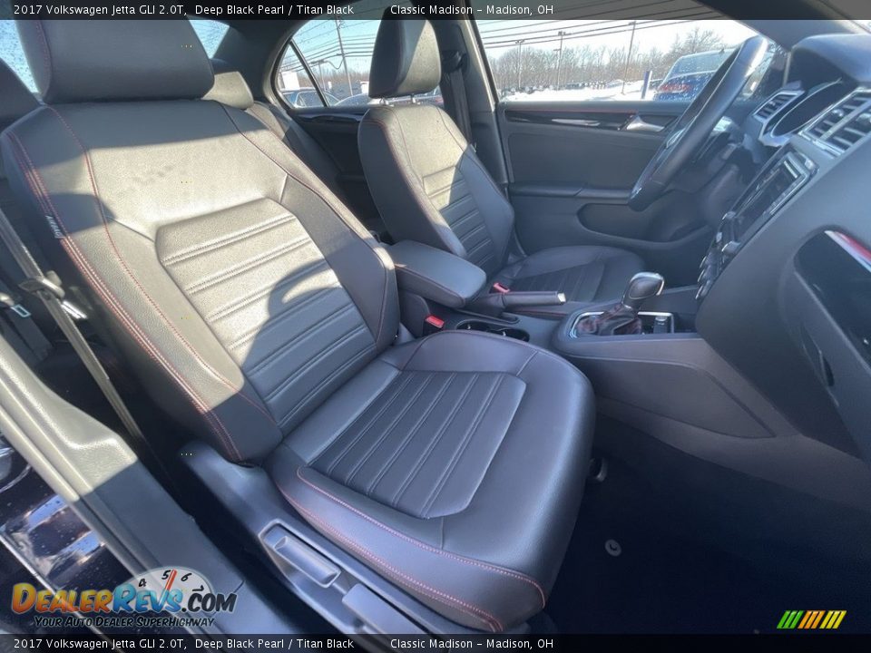 Front Seat of 2017 Volkswagen Jetta GLI 2.0T Photo #17