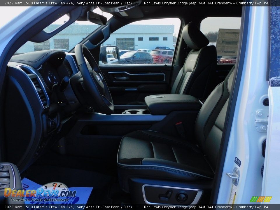 2022 Ram 1500 Laramie Crew Cab 4x4 Ivory White Tri-Coat Pearl / Black Photo #11