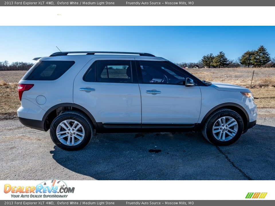 2013 Ford Explorer XLT 4WD Oxford White / Medium Light Stone Photo #3