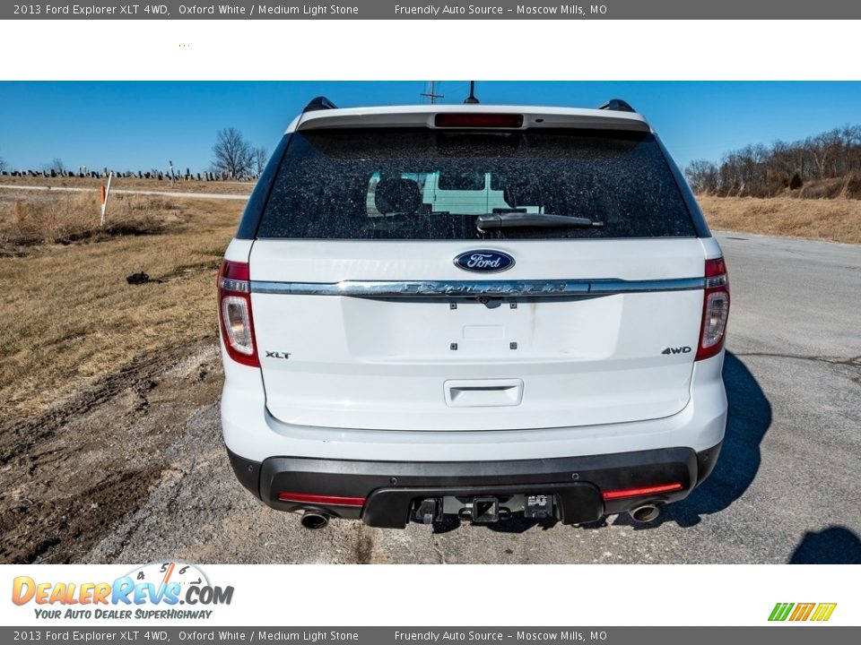 2013 Ford Explorer XLT 4WD Oxford White / Medium Light Stone Photo #5