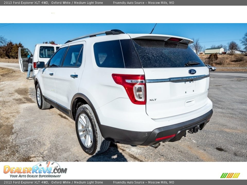 2013 Ford Explorer XLT 4WD Oxford White / Medium Light Stone Photo #6