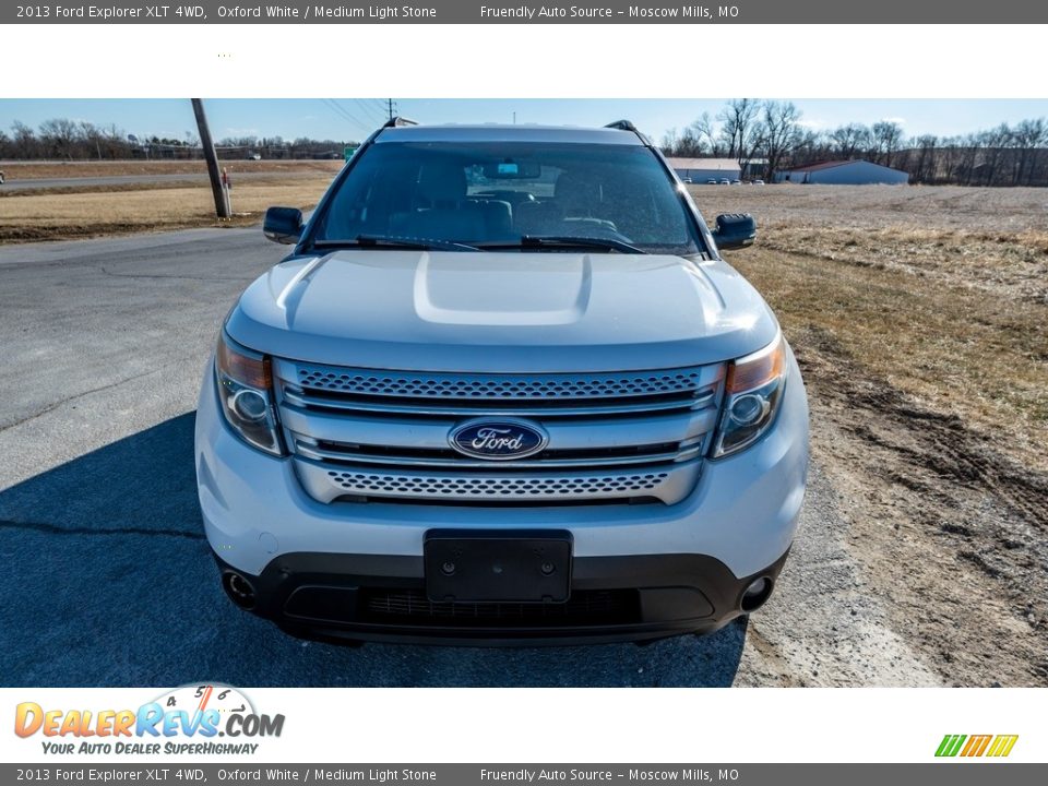 2013 Ford Explorer XLT 4WD Oxford White / Medium Light Stone Photo #9