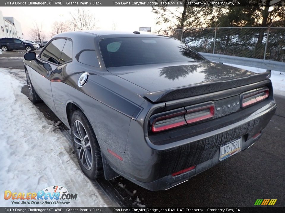 2019 Dodge Challenger SXT AWD Granite Pearl / Black Photo #4