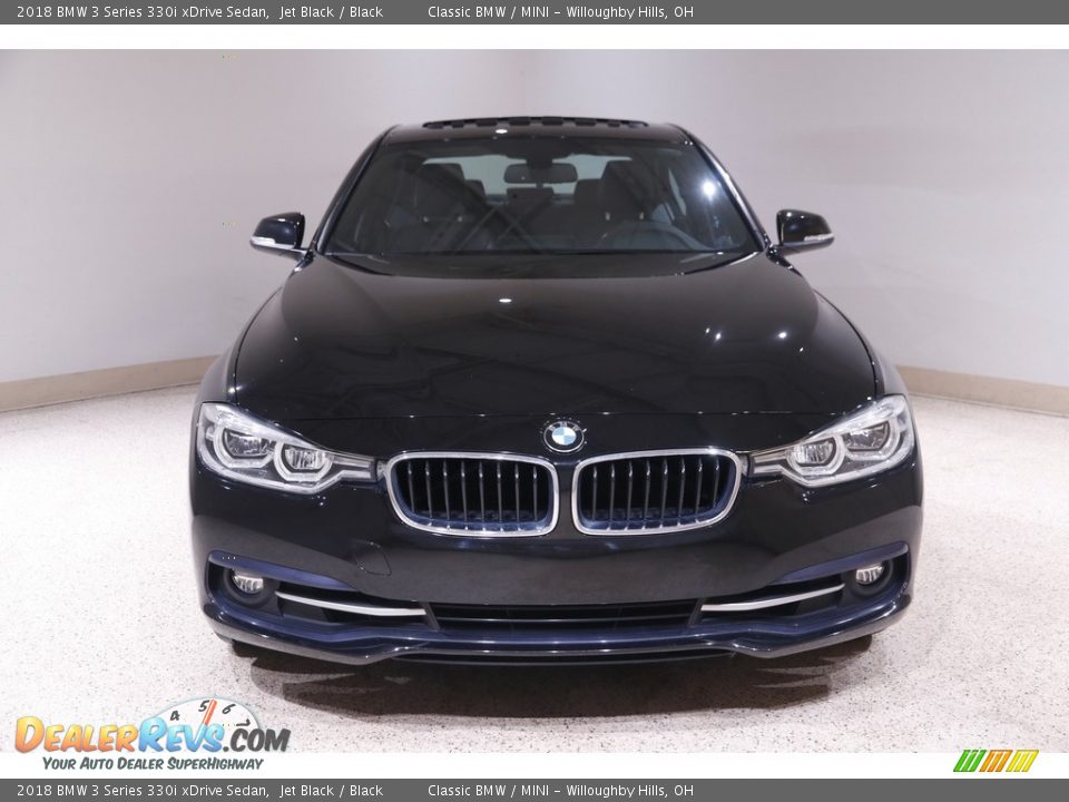 2018 BMW 3 Series 330i xDrive Sedan Jet Black / Black Photo #2