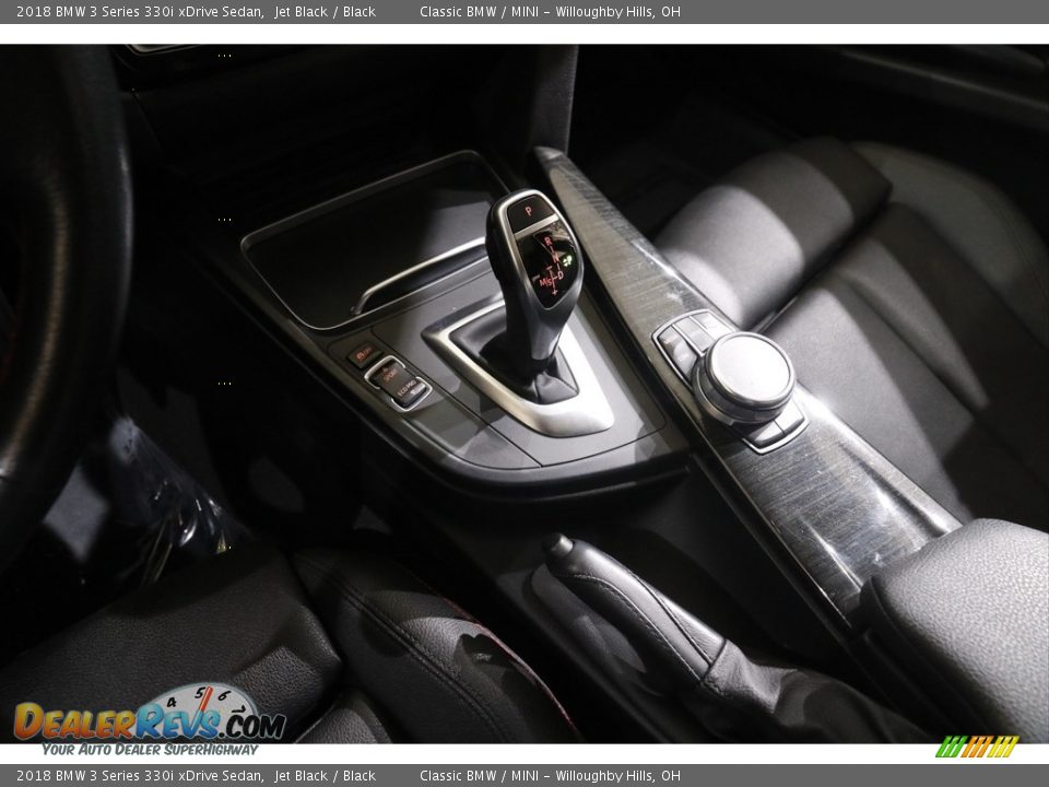 2018 BMW 3 Series 330i xDrive Sedan Shifter Photo #14