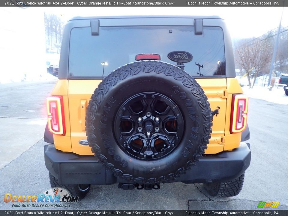 2021 Ford Bronco Wildtrak 4x4 2-Door Cyber Orange Metallic Tri-Coat / Sandstone/Black Onyx Photo #3