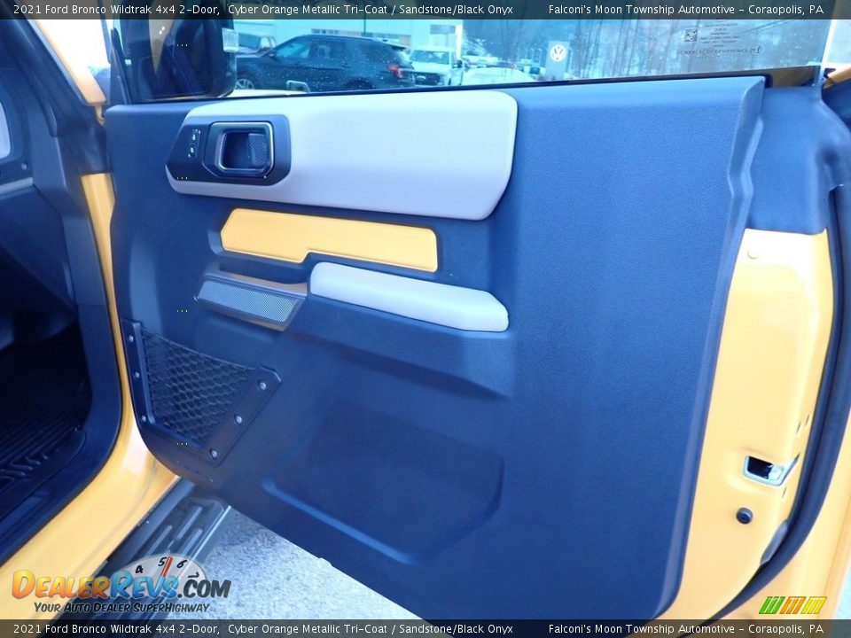 Door Panel of 2021 Ford Bronco Wildtrak 4x4 2-Door Photo #16