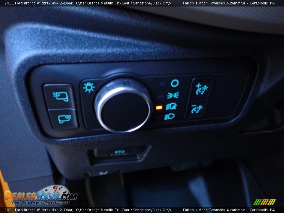 2021 Ford Bronco Wildtrak 4x4 2-Door Cyber Orange Metallic Tri-Coat / Sandstone/Black Onyx Photo #21
