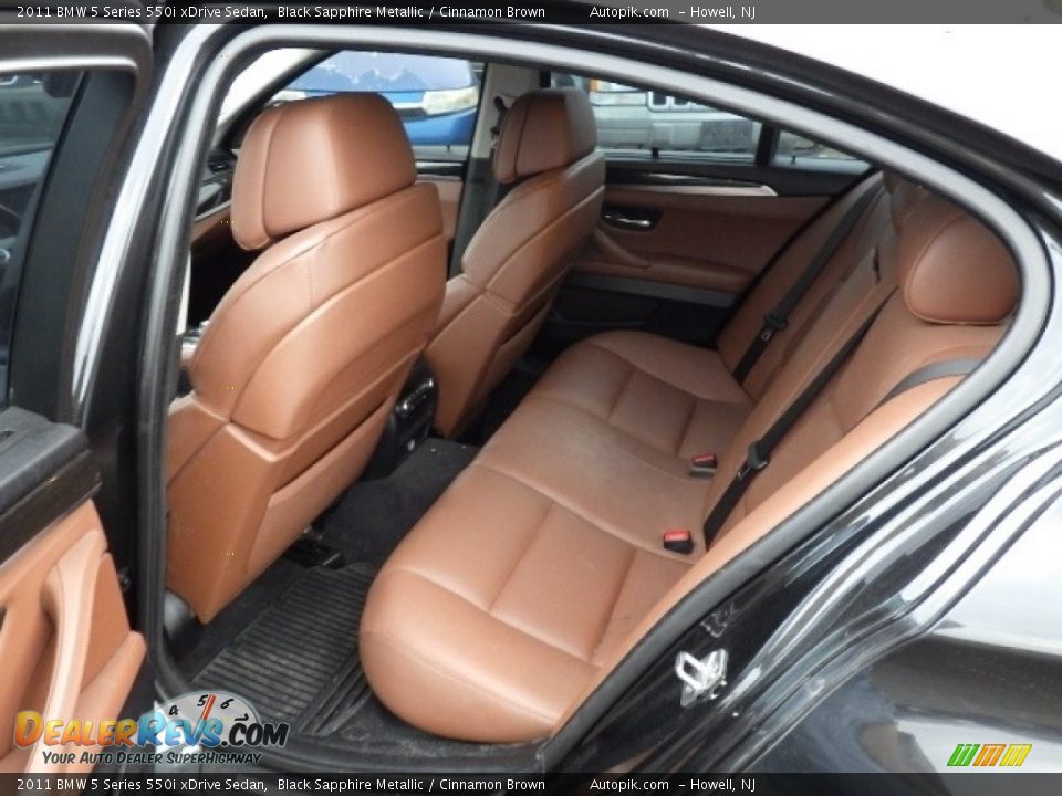 2011 BMW 5 Series 550i xDrive Sedan Black Sapphire Metallic / Cinnamon Brown Photo #9