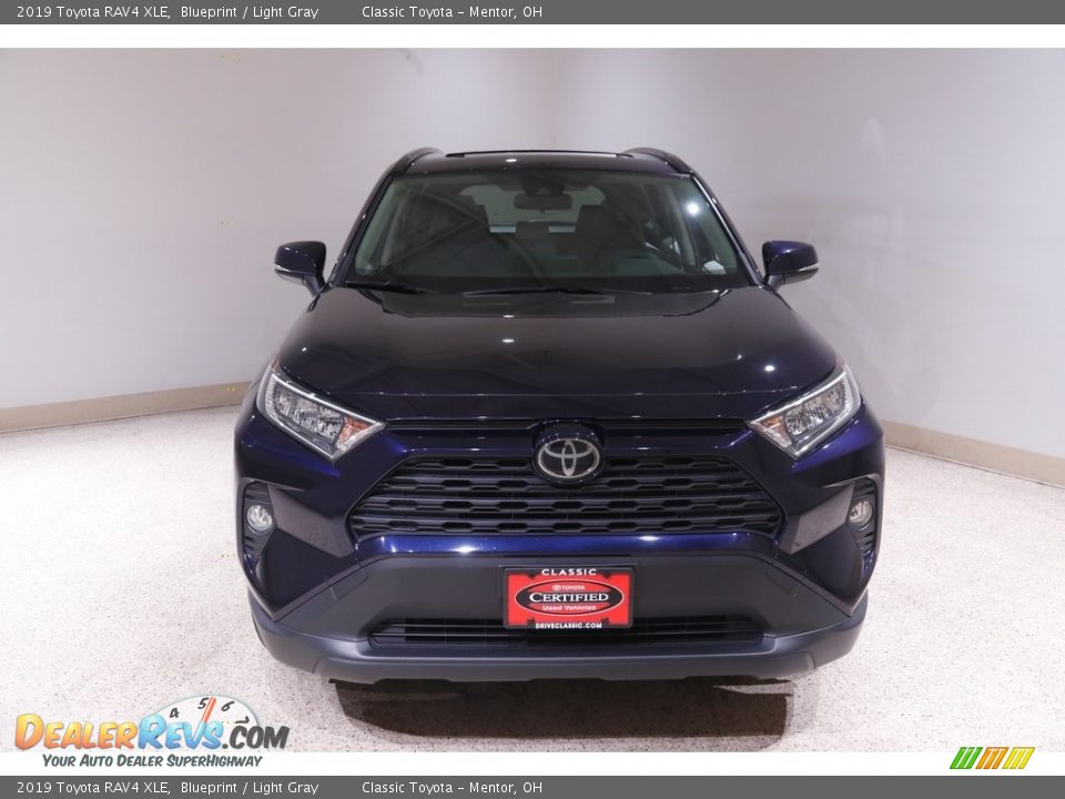 2019 Toyota RAV4 XLE Blueprint / Light Gray Photo #2