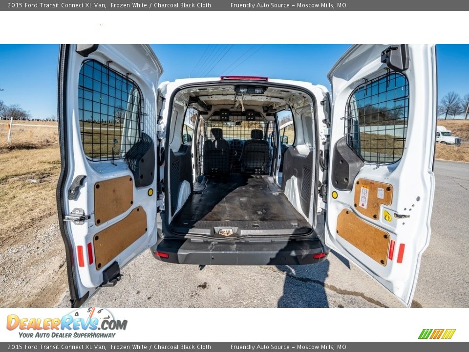 2015 Ford Transit Connect XL Van Frozen White / Charcoal Black Cloth Photo #21