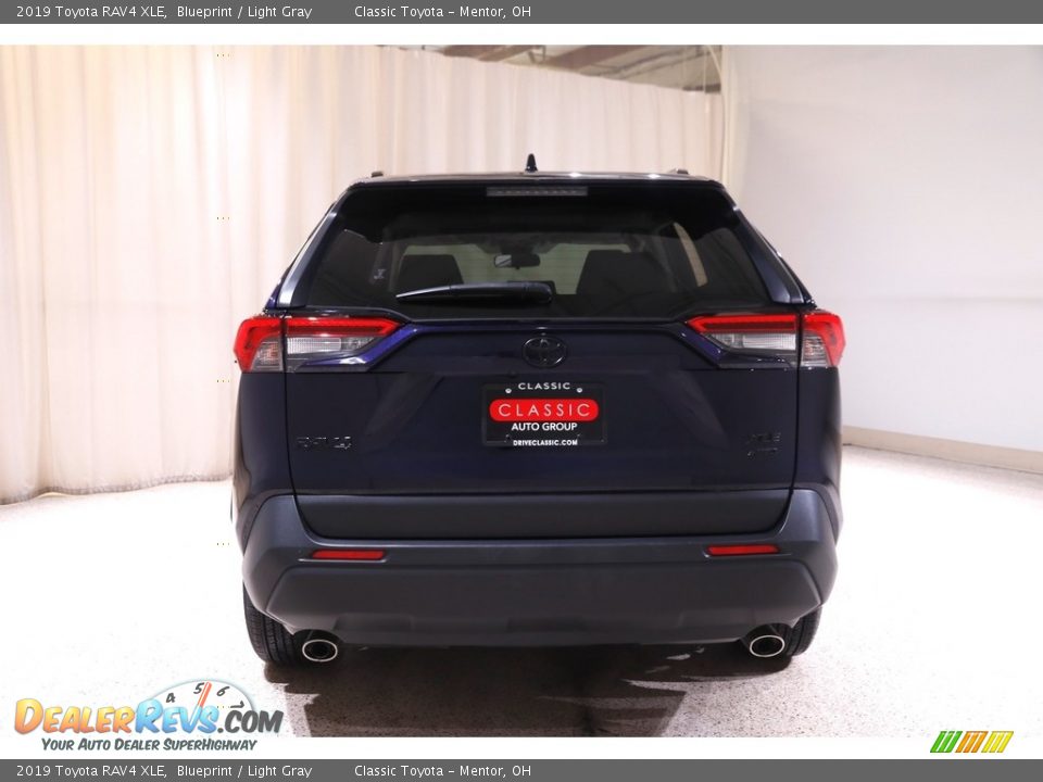 2019 Toyota RAV4 XLE Blueprint / Light Gray Photo #17