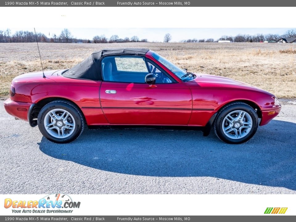 1990 Mazda MX-5 Miata Roadster Classic Red / Black Photo #3