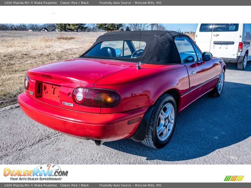 1990 Mazda MX-5 Miata Roadster Classic Red / Black Photo #4