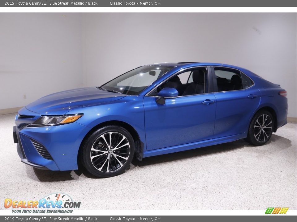 2019 Toyota Camry SE Blue Streak Metallic / Black Photo #3