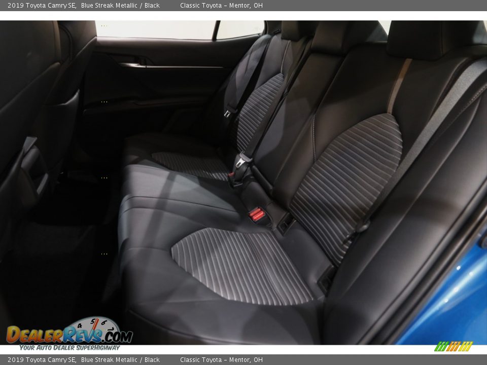 2019 Toyota Camry SE Blue Streak Metallic / Black Photo #15