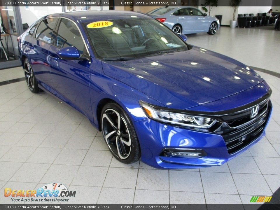 2018 Honda Accord Sport Sedan Lunar Silver Metallic / Black Photo #3