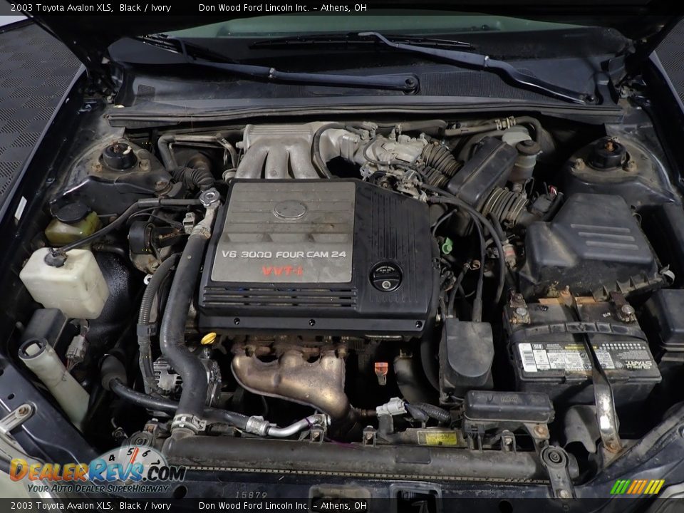 2003 Toyota Avalon XLS Black / Ivory Photo #6