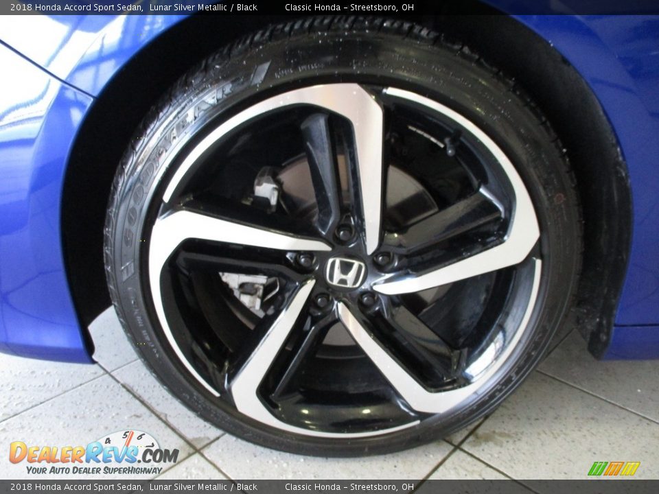 2018 Honda Accord Sport Sedan Lunar Silver Metallic / Black Photo #12