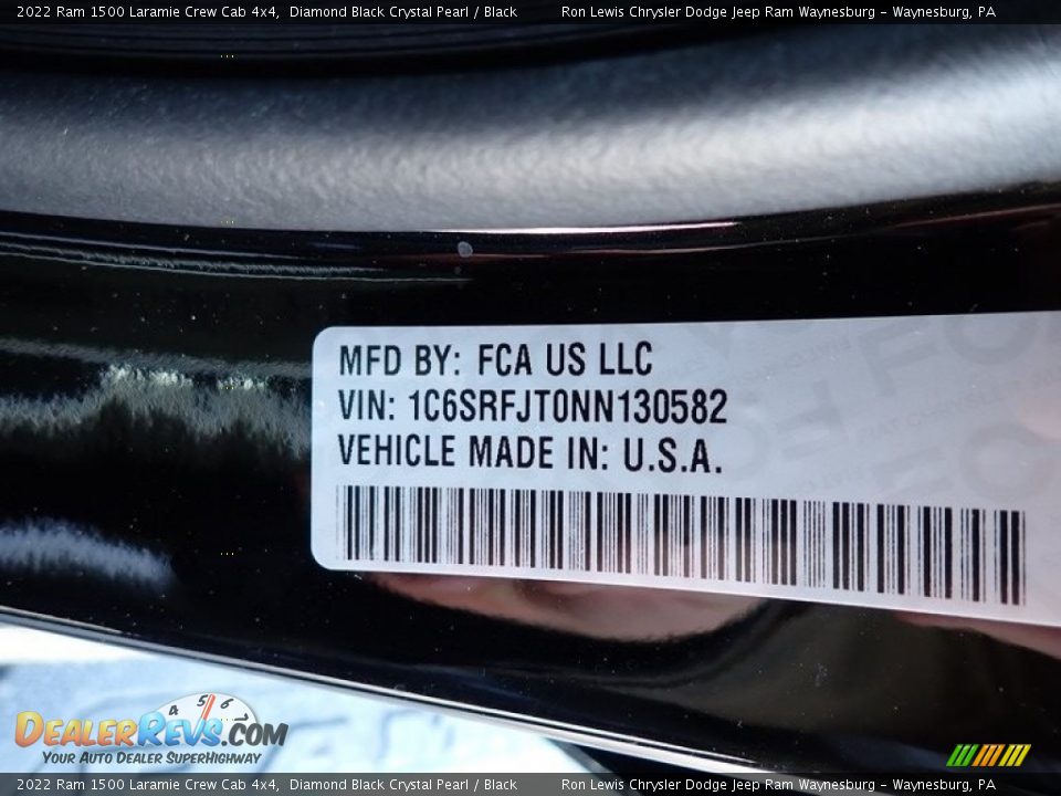 2022 Ram 1500 Laramie Crew Cab 4x4 Diamond Black Crystal Pearl / Black Photo #14