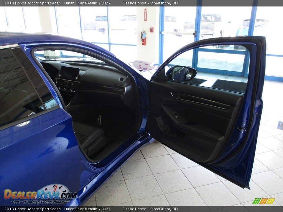 2018 Honda Accord Sport Sedan Lunar Silver Metallic / Black Photo #15