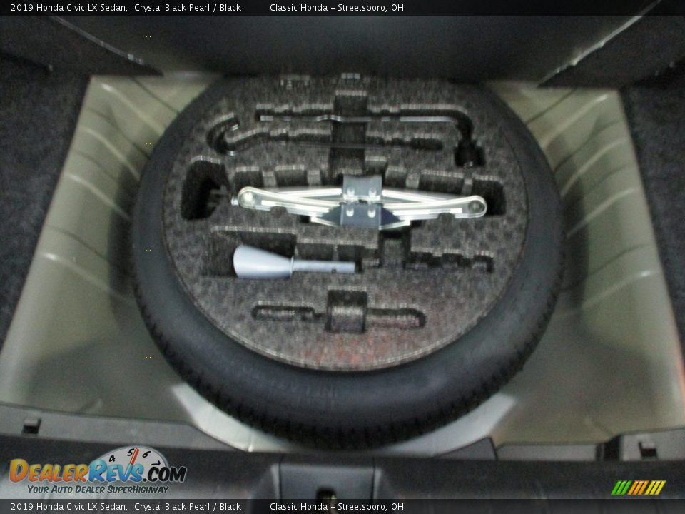 2019 Honda Civic LX Sedan Crystal Black Pearl / Black Photo #21