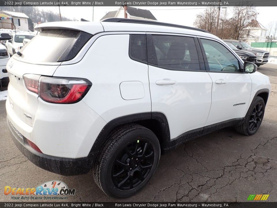 2022 Jeep Compass Latitude Lux 4x4 Bright White / Black Photo #6