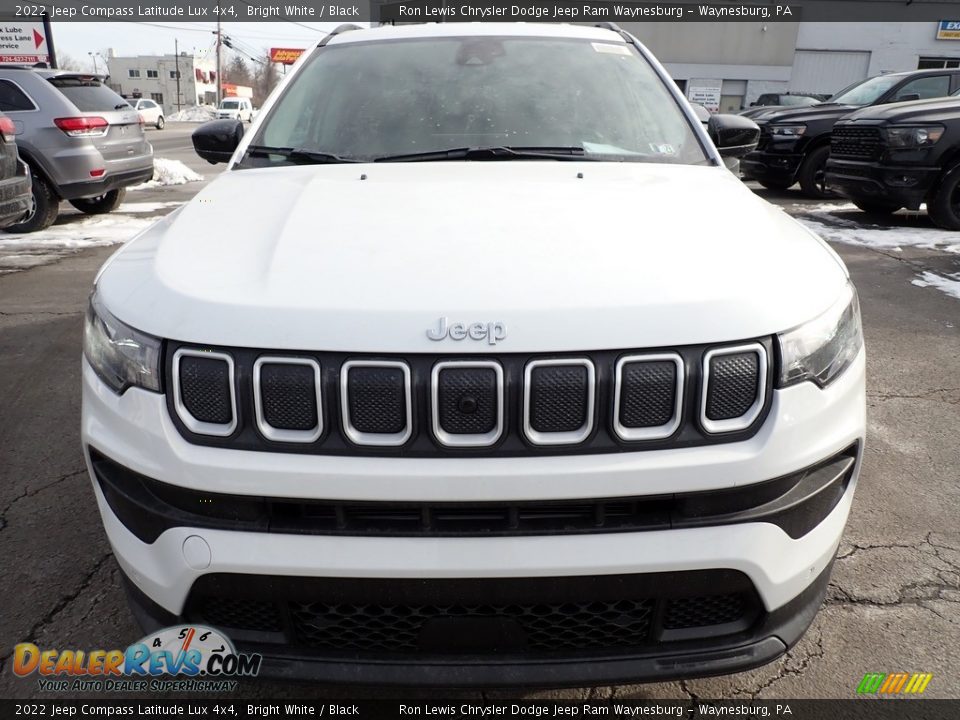 2022 Jeep Compass Latitude Lux 4x4 Bright White / Black Photo #9