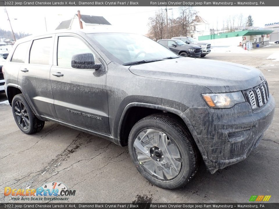 2022 Jeep Grand Cherokee Laredo X 4x4 Diamond Black Crystal Pearl / Black Photo #8