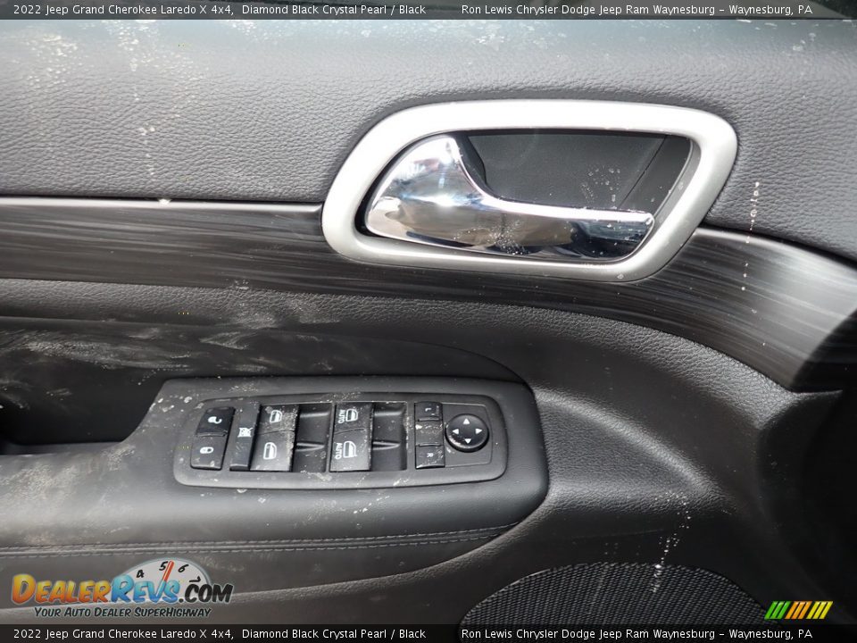 2022 Jeep Grand Cherokee Laredo X 4x4 Diamond Black Crystal Pearl / Black Photo #14