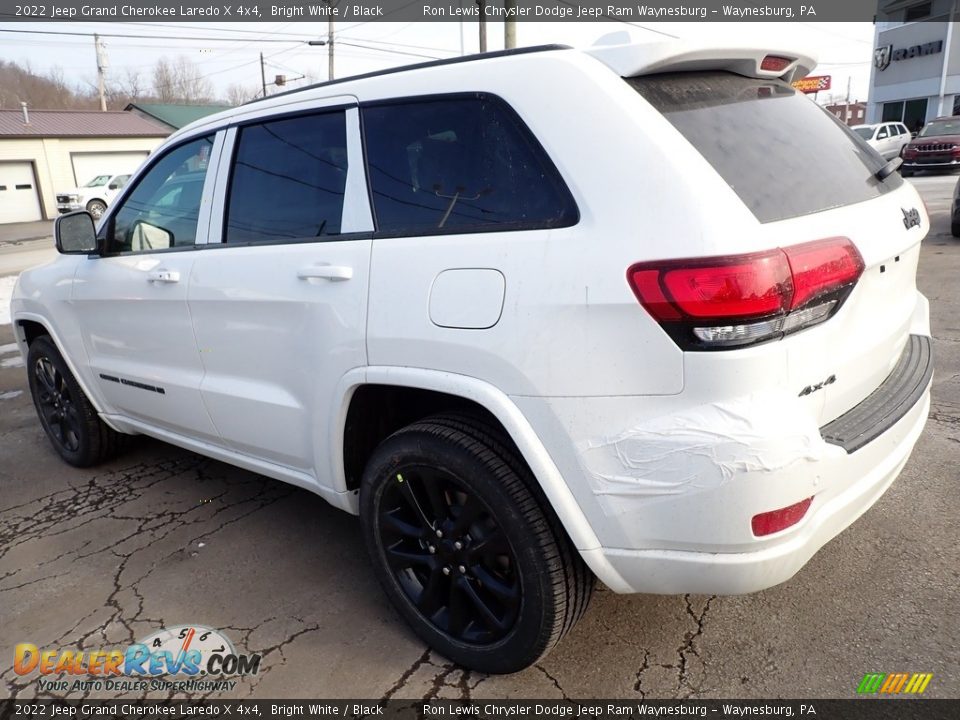 2022 Jeep Grand Cherokee Laredo X 4x4 Bright White / Black Photo #3