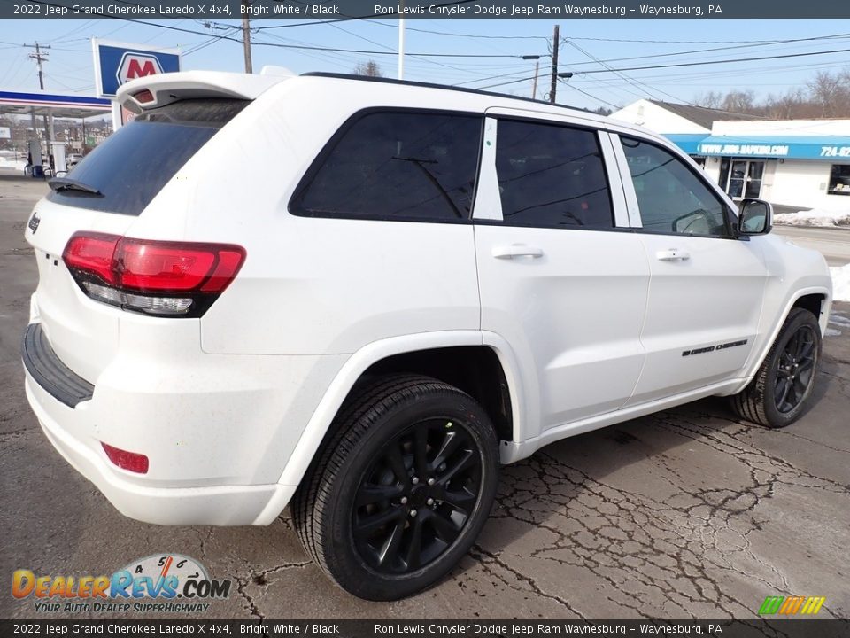 2022 Jeep Grand Cherokee Laredo X 4x4 Bright White / Black Photo #6