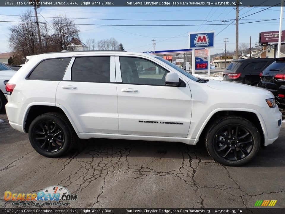 2022 Jeep Grand Cherokee Laredo X 4x4 Bright White / Black Photo #7