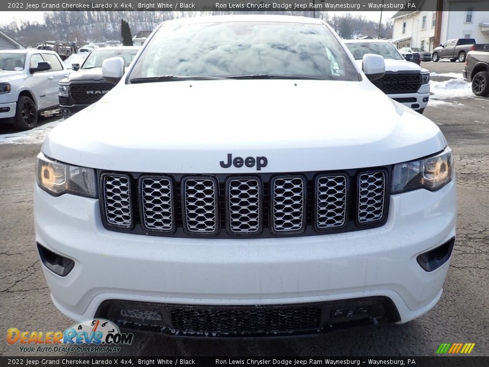 2022 Jeep Grand Cherokee Laredo X 4x4 Bright White / Black Photo #9