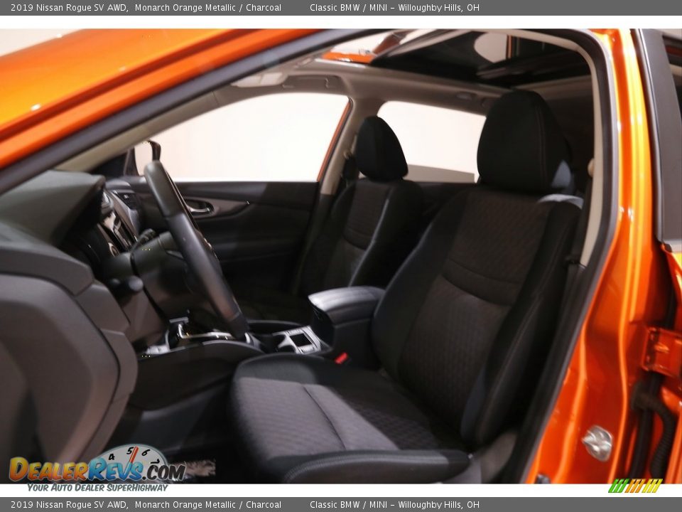 2019 Nissan Rogue SV AWD Monarch Orange Metallic / Charcoal Photo #5
